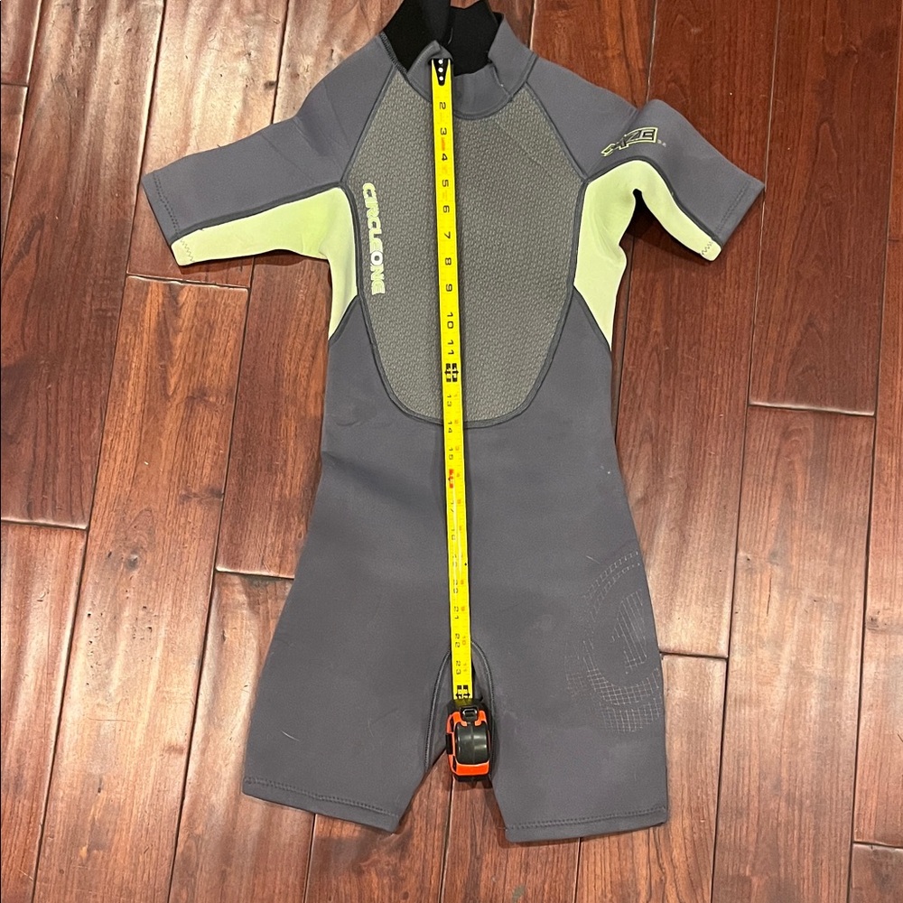 Kids Swim Rashguard - Gray and Yellow